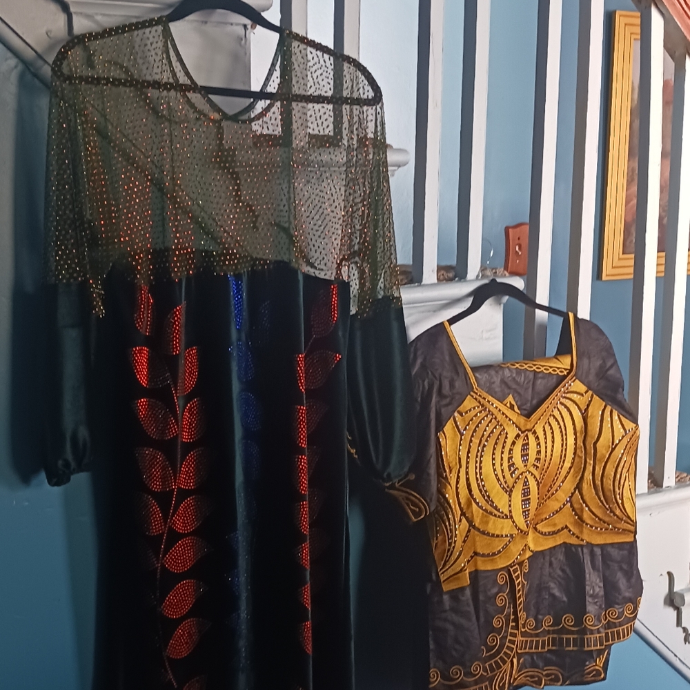 Woman's clothes - Picture 9 of 11